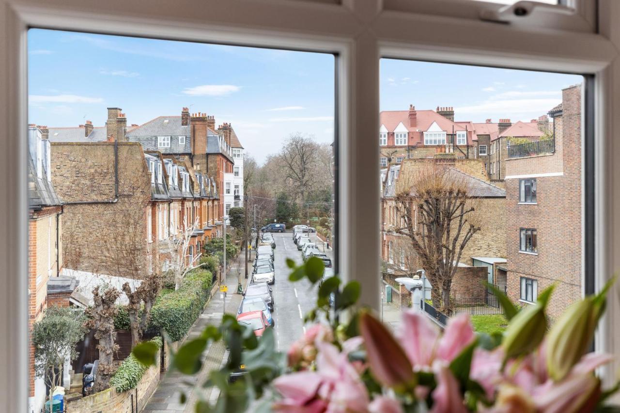 Bright & Cosy Gem ~ Battersea Park View ~ King Bed Apartment ลอนดอน ภายนอก รูปภาพ