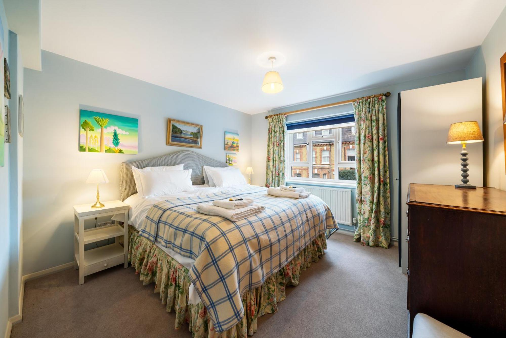 Bright & Cosy Gem ~ Battersea Park View ~ King Bed Apartment ลอนดอน ภายนอก รูปภาพ