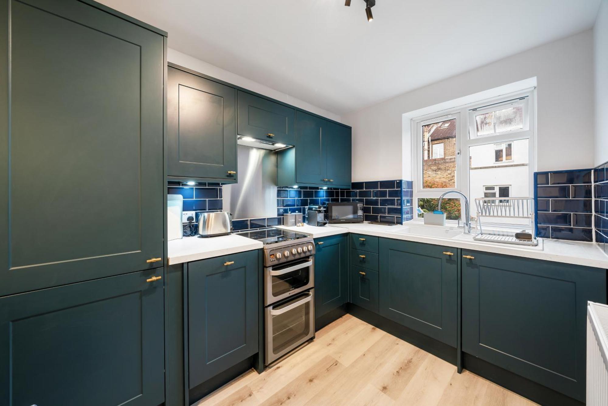 Bright & Cosy Gem ~ Battersea Park View ~ King Bed Apartment ลอนดอน ภายนอก รูปภาพ