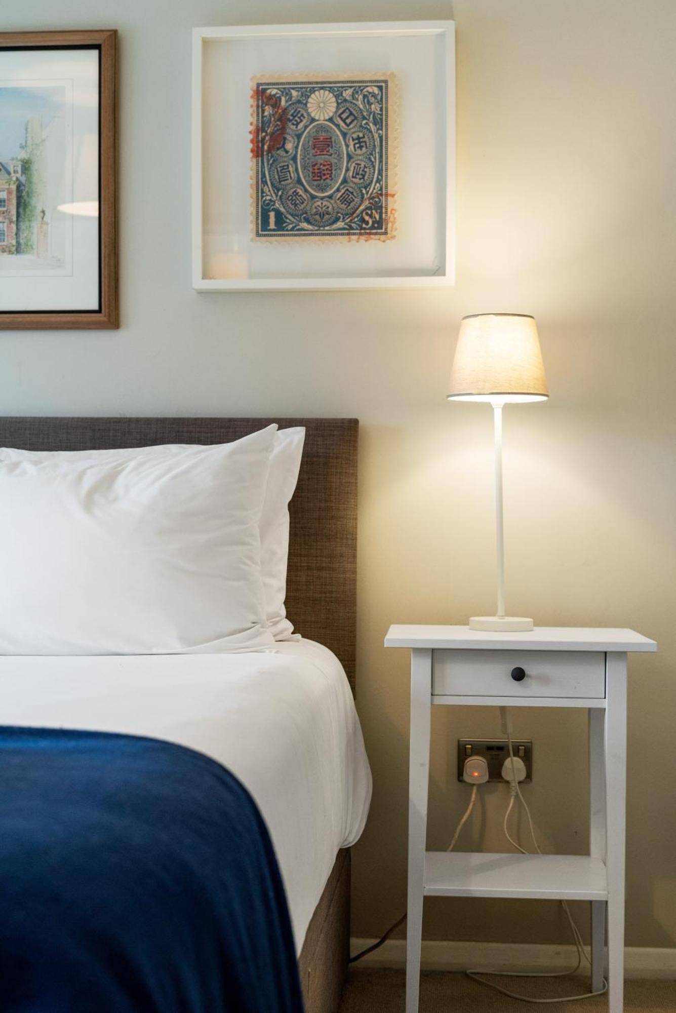 Bright & Cosy Gem ~ Battersea Park View ~ King Bed Apartment ลอนดอน ภายนอก รูปภาพ