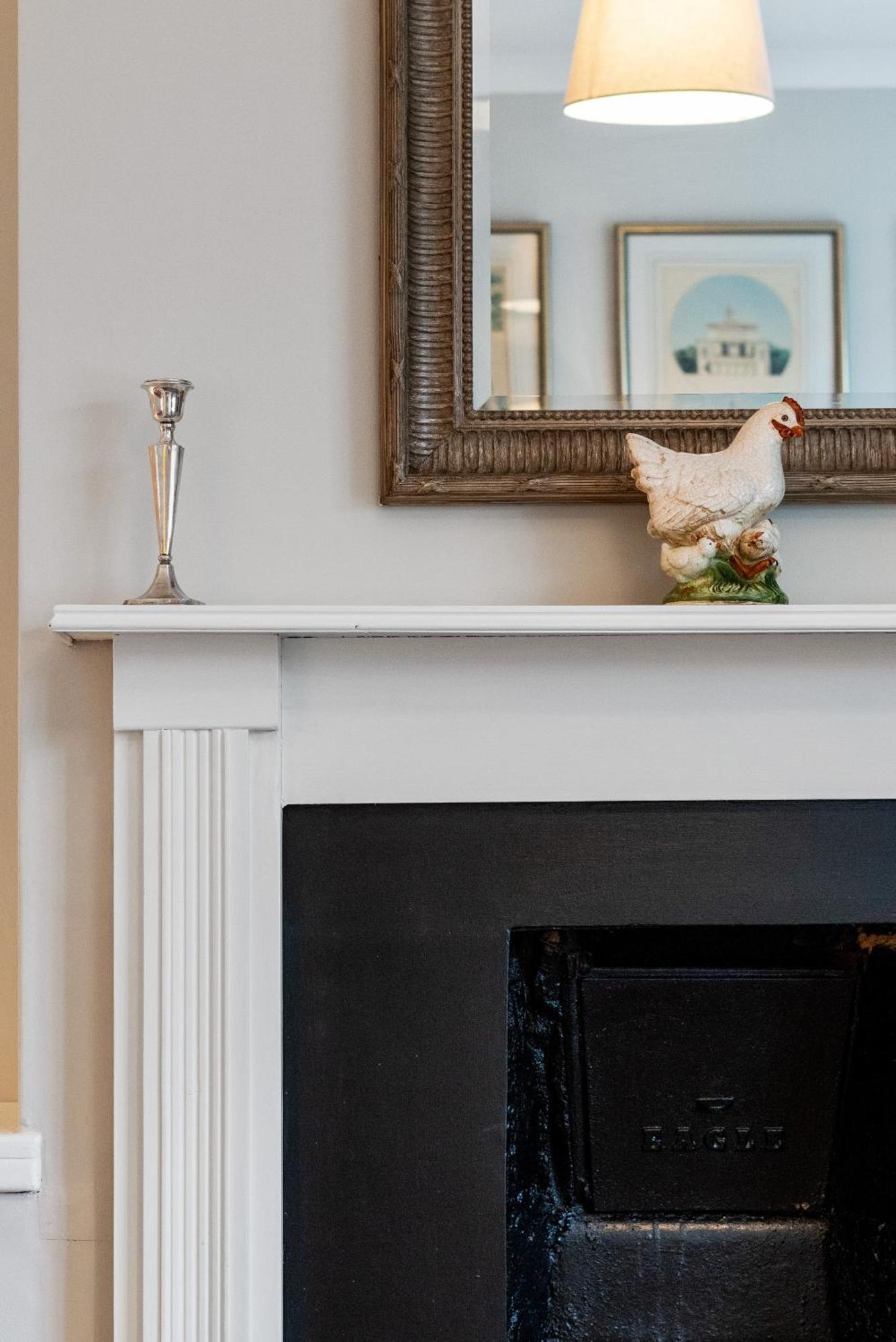 Bright & Cosy Gem ~ Battersea Park View ~ King Bed Apartment ลอนดอน ภายนอก รูปภาพ